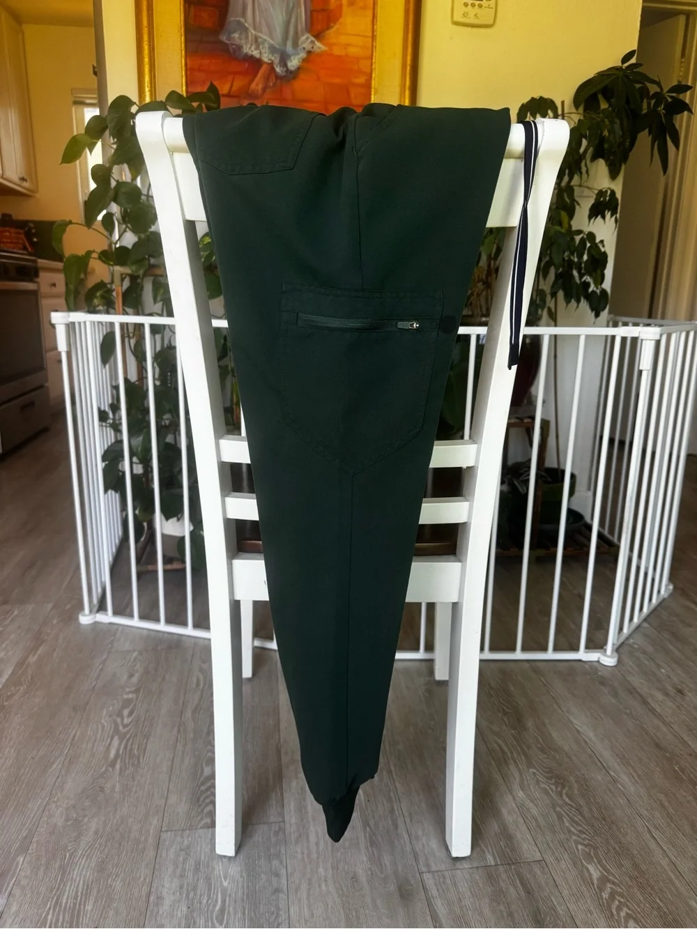 FIGS Women’s “British racing green” Zamora Jogger Pants - Size XS